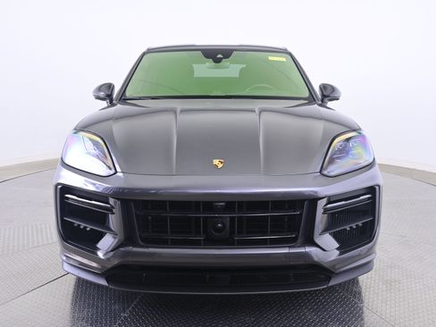 Certified 2024 Porsche Cayenne Turbo GT AWD/4WD image 10