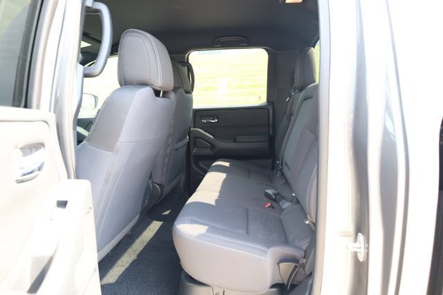 Used 2023 Nissan Frontier SV w/ Midnight Edition Package AWD/4WD image 29