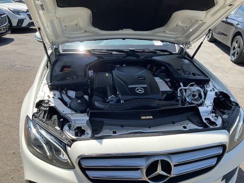 Used 2017 Mercedes-Benz E 300 image 22
