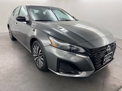 Used 2025 Nissan Altima 2.5 SV