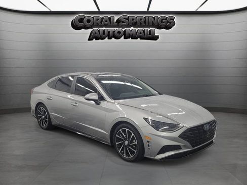Used 2021 Hyundai Sonata Limited FWD image 1