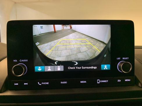 Used 2025 Honda Pilot Sport image 30