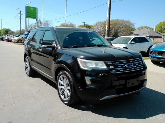 Used 2016 Ford Explorer Limited w/ Equipment Group 303A AWD/4WD image 4