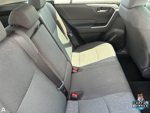 Used 2025 Toyota RAV4 XLE FWD image 14