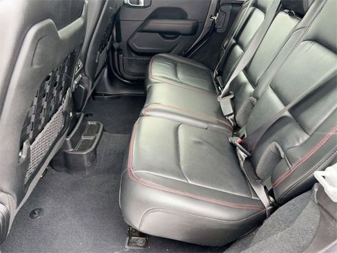 Used 2020 Jeep Wrangler Unlimited Rubicon image 25