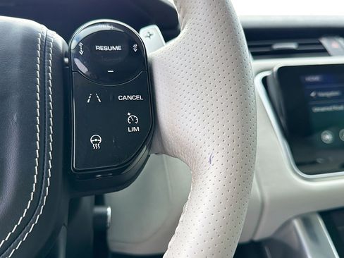 Used 2022 Land Rover Range Rover Sport SVR image 38