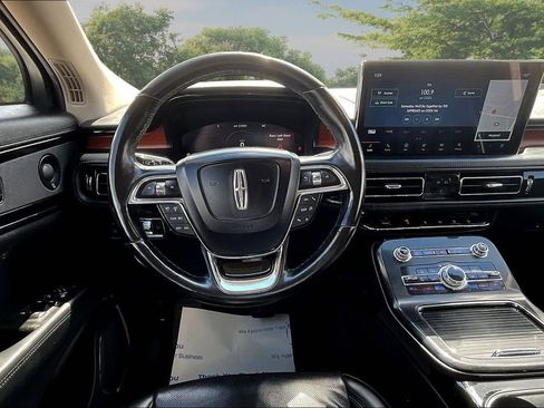 Used 2021 Lincoln Nautilus Reserve FWD image 5