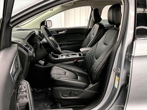 Used 2024 Ford Edge Titanium image 20