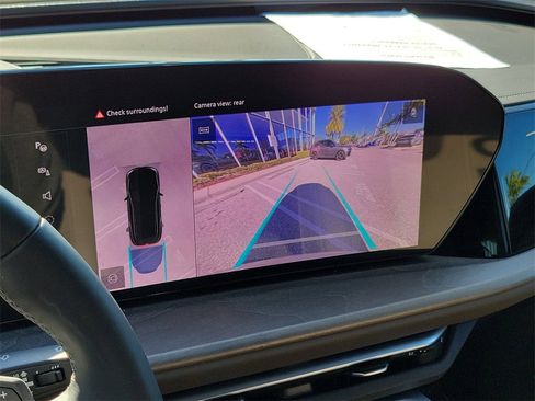 Used 2025 Audi Q5 Premium Plus w/ Premium Plus image 13