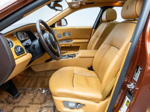 Used 2013 Rolls-Royce Ghost RWD image 70