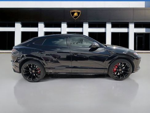 Used 2024 Lamborghini Urus S image 6