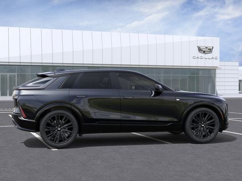 New 2026 Cadillac Lyriq Premium Sport image 5