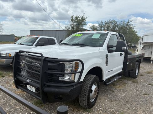Used 2018 Ford F350 XL w/ Power Equipment Group AWD/4WD image 4