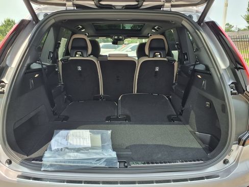 New 2026 Volvo XC90 B5 Plus AWD/4WD image 10