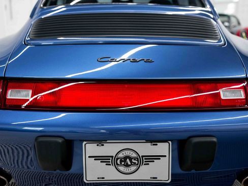 Used 1997 Porsche 911 Carrera RWD image 25