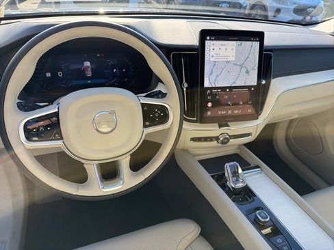 New 2026 Volvo XC60 B5 Ultra w/ Protection Package Premier image 13