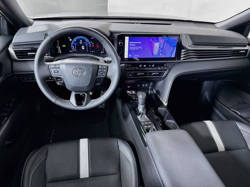 Used 2025 Toyota Camry SE w/ Multimedia Upgrade Package FWD image 22