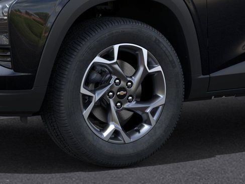 New 2026 Chevrolet Trax LT w/ LT Convenience Package FWD image 9