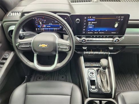 Used 2024 Chevrolet Colorado LT w/ LT Convenience Package III image 27