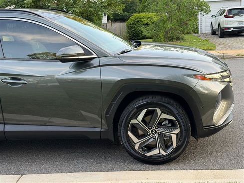 Used 2022 Hyundai Tucson Limited w/ Cargo Package AWD/4WD image 7
