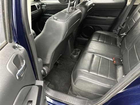 Used 2016 Jeep Patriot High Altitude FWD image 22