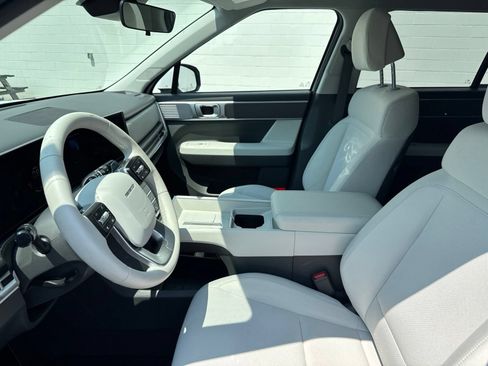 Certified 2026 Hyundai Santa Fe SE FWD image 24