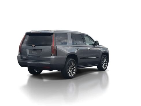 Used 2020 Cadillac Escalade Premium Luxury w/ Escalade Sport Edition AWD/4WD image 8