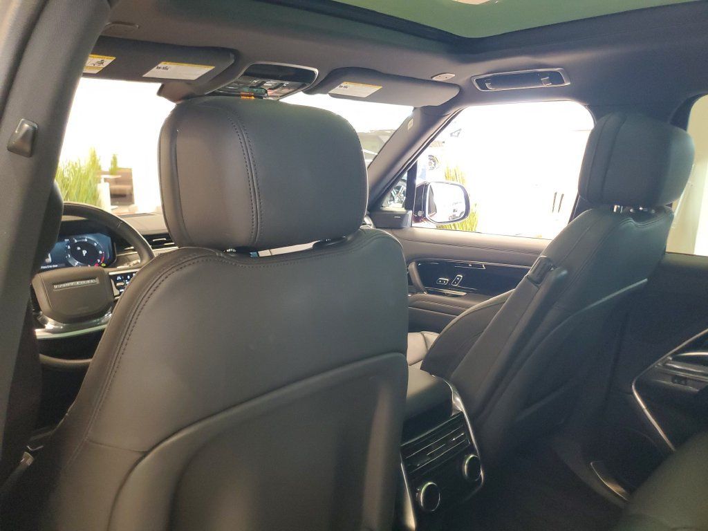 Used 2023 Land Rover Range Rover SE AWD/4WD image 29