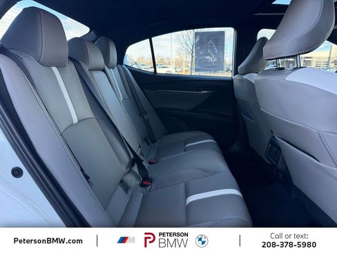 Used 2025 Toyota Camry SE w/ Convenience Package image 14
