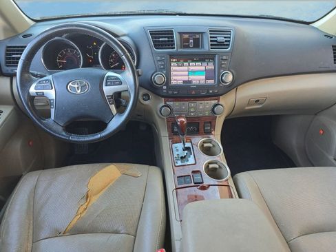Used 2012 Toyota Highlander Limited image 13