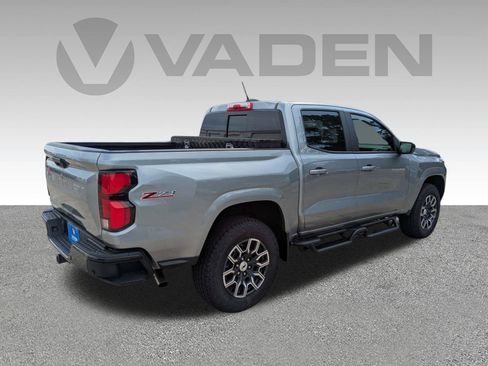 Certified 2026 Chevrolet Colorado Z71 w/ Technology Package AWD/4WD image 23