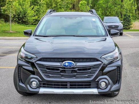 Used 2023 Subaru Outback Limited AWD/4WD image 4