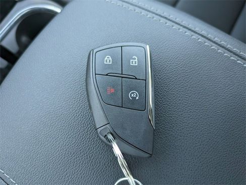 Used 2025 GMC Canyon Elevation w/ Convenience Package image 34