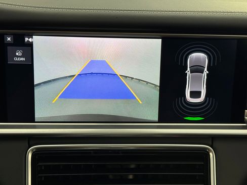 Used 2019 Porsche Panamera GTS image 31