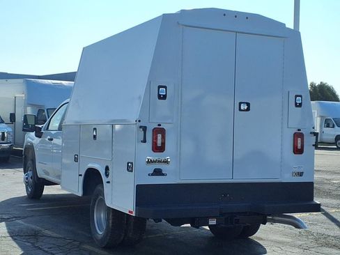 New 2025 GMC Sierra 3500 Pro w/ Convenience Package image 4