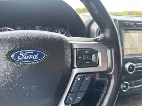 Used 2019 Ford Expedition Platinum image 14
