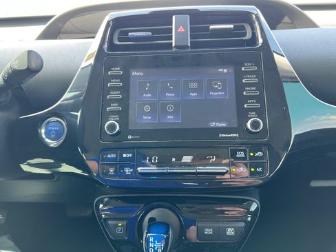Used 2021 Toyota Prius LE w/ Carpet Mat Package (TMS) FWD image 12