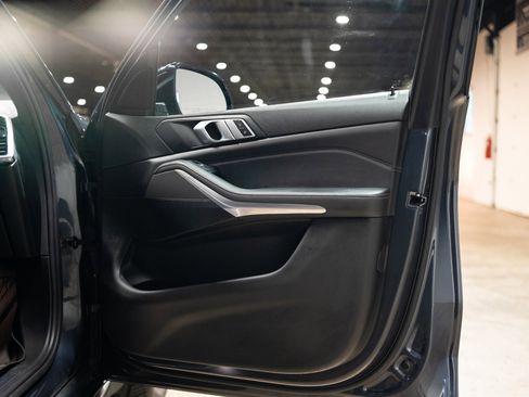 Used 2019 BMW X5 xDrive40i w/ Convenience Package image 38