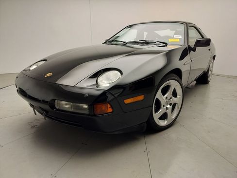Used 1988 Porsche 928 S4 RWD image 1