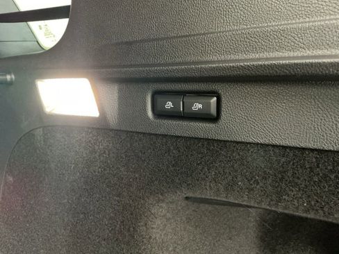 Used 2023 Lincoln Corsair Reserve w/ Equipment Group 201A image 28