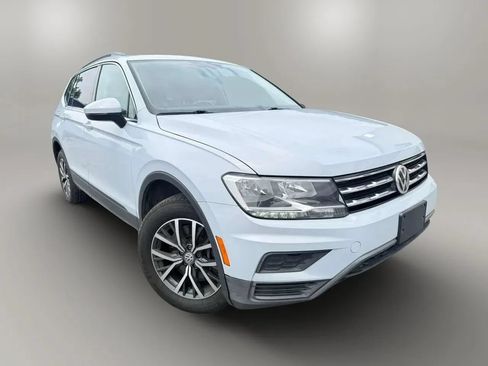 Used 2019 Volkswagen Tiguan SE AWD/4WD image 3