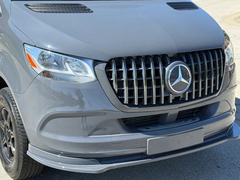 Used 2022 Mercedes-Benz Sprinter 2500 image 7