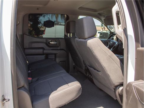 Used 2021 Chevrolet Silverado 1500 LT w/ Diesel Off-Road Package AWD/4WD image 7