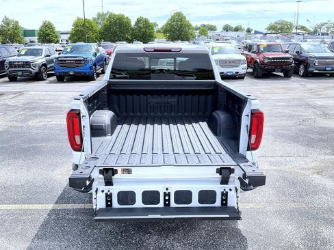 Certified 2020 GMC Sierra 1500 SLT w/ SLT Premium Plus Package AWD/4WD image 21