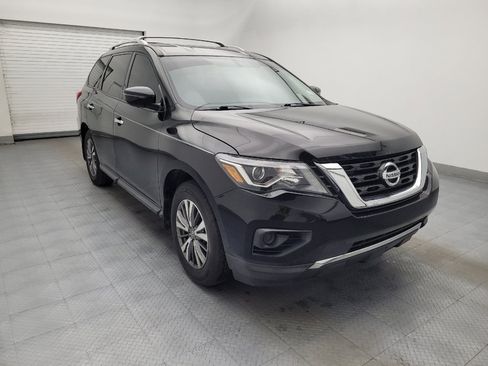Used 2017 Nissan Pathfinder S AWD/4WD image 13