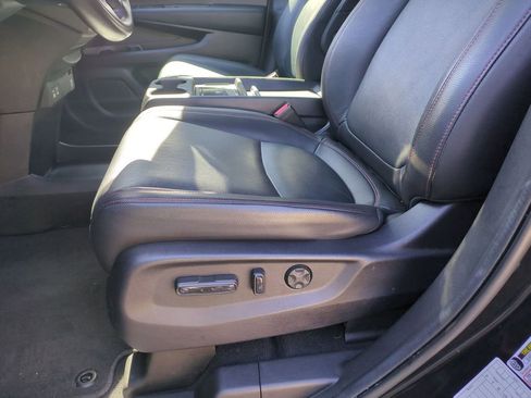 Used 2025 Honda Odyssey Sport-L image 14