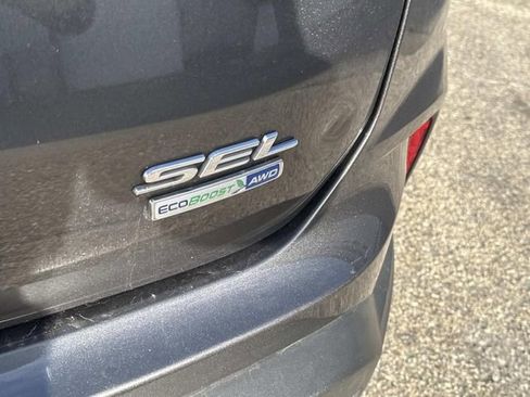 Used 2020 Ford Edge SEL w/ Convenience Package image 8