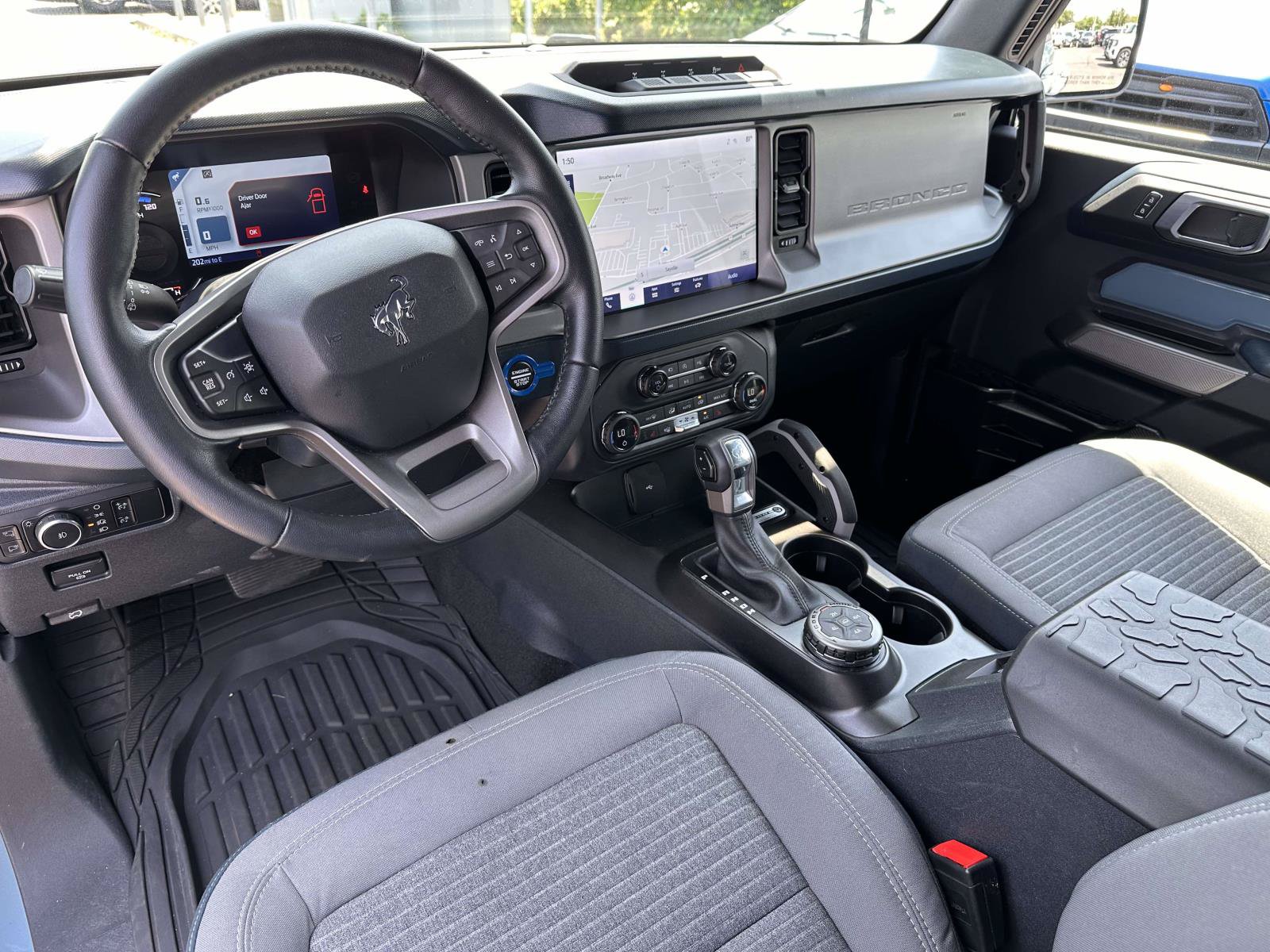 Used 2023 Ford Bronco Outer Banks w/ Sasquatch Package AWD/4WD image 14