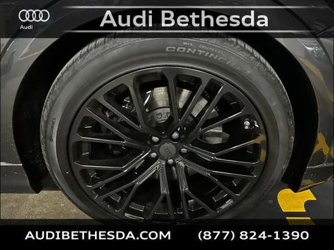 New 2026 Audi SQ8 Prestige image 9