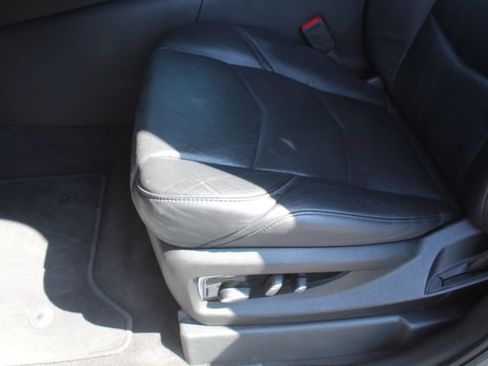 Used 2020 Cadillac Escalade Luxury RWD image 46